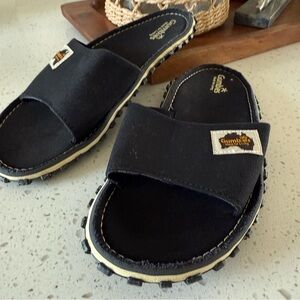 Gumbies STRIDER Men's Slides Summer Beach Sandals Flip Flops Surfing Black 7/8